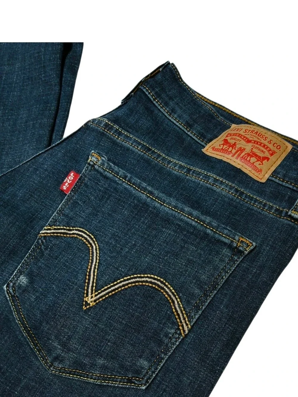 Levi's Women's Classic Bootcut Jeans Size 10 - Medium Dark Wash